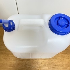 美品！ウォータータンク　ジャグ　20リットル　キャンプ　災害用にの画像