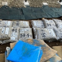 砂利20kg✖️13袋の画像