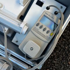 【本日 引取限定】雑貨いろいろまとめて（ゴルフクラブ・未使用パネル・玩具・ワットチェッカーなど）の画像