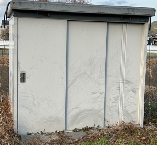 イナバ物置き　現状渡し