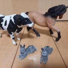 トイザらス　シュライヒ　フィギュア　牛　馬　ウサギ　USED の画像