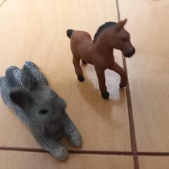 トイザらス　シュライヒ　フィギュア　牛　馬　ウサギ　USED の画像