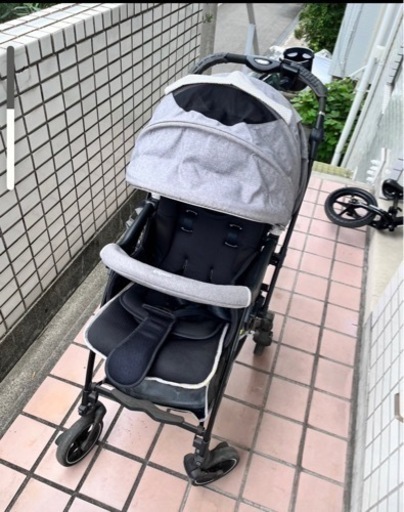 Pigeon ベビカー 定価60,500円(税込)