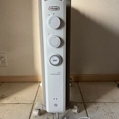 【2022年購入】デロンギ オイルヒーター RHJ21F0812-WH