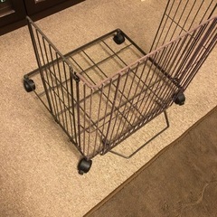 ストーブの安全用柵&カバーの画像