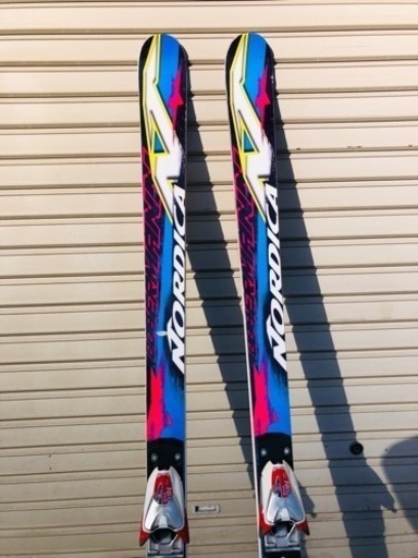 送料無料大回りGS板 ノルディカDobermann GS マーカー金具付きチューンナップ済み