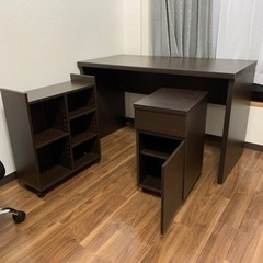 【 ニトリ パソコンデスク 】8000円 → 5000円 × 2台の画像