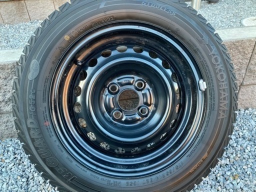 フィット　スタッドレス4本セット　YOKOHAMA ice GUARDiG52c