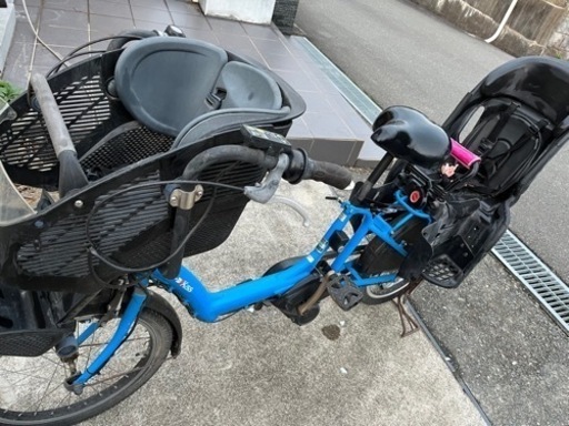 ３人乗り電動アシスト自転車