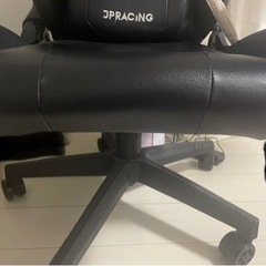 ゲーミングチェアの画像