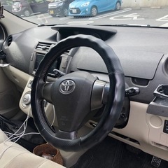 トヨタパッソセッテの画像