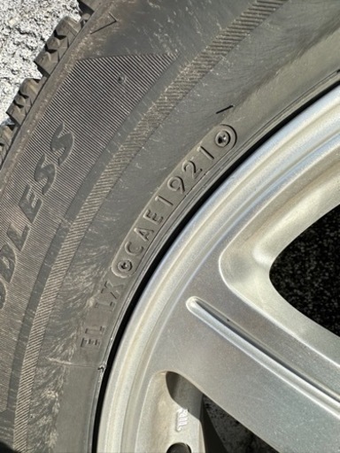 BRIDGESTONE BLIZZAK VRX2 185/65R15 スタッドレスタイヤ