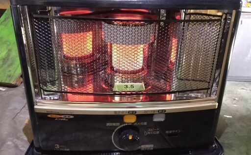 【美品】コロナ 石油ストーブ電源不要 電池 ポータブルストーブ 7000円キャンプ•災害用に