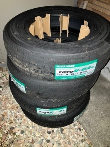 未使用 トーヨータイヤV-02e 165R13LT8PR 4本