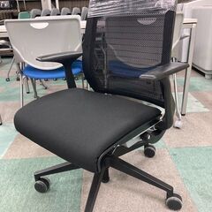 中古　スチールケース　肘付シンクチェア　THK-13201　OAチェア　オフィスチェア　Steelcase Think　愛知　一宮市　稲沢市　江南市　岐阜　羽島市　各務ヶ原市　岐阜市　三重　グッドプライス一宮