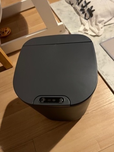 ゴミ箱　新品　自動センサー②