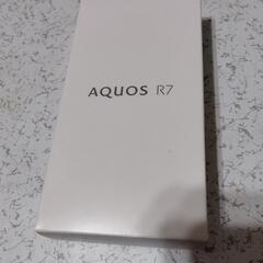 ＡＱＵＯＳ Ｒ7 携帯電話 本体black