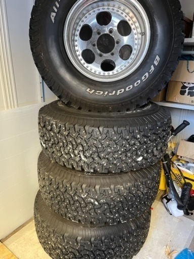 極上品』オールテレン285/75/16 スパイクタイヤ6穴四本