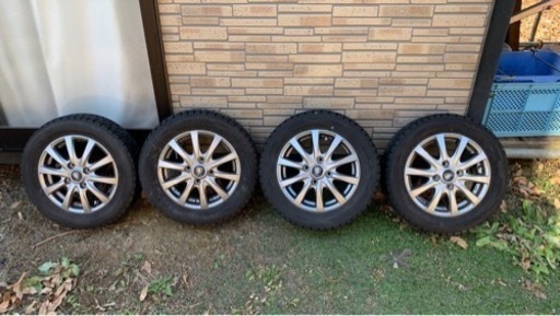 スタッドレスタイヤ　155/65/13