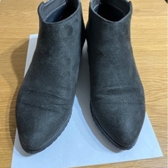 ブーティー⭐︎ショートブーツ⭐︎美品⭐︎LLサイズ⭐︎グレー⭐︎アンジェリークの画像