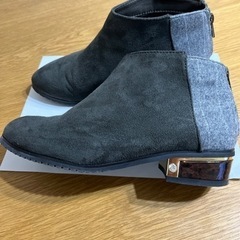 ブーティー⭐︎ショートブーツ⭐︎美品⭐︎LLサイズ⭐︎グレー⭐︎...