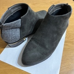 ブーティー⭐︎ショートブーツ⭐︎美品⭐︎LLサイズ⭐︎グレー⭐︎アンジェリークの画像