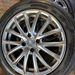 日産ノートライダー　に履いてました。