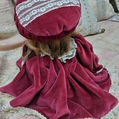 小さめなビスクドールの画像