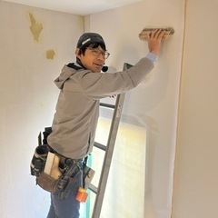 壁紙の剥がし作業、壁紙貼り、経験者優遇。の画像
