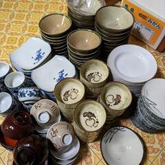 20枚ずつ揃った食器　170枚くらいあります