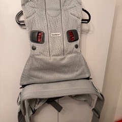 babybjornの抱っこ紐の画像