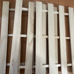 ダイソーすのこ3枚　サイズ：40×25×1.4cm