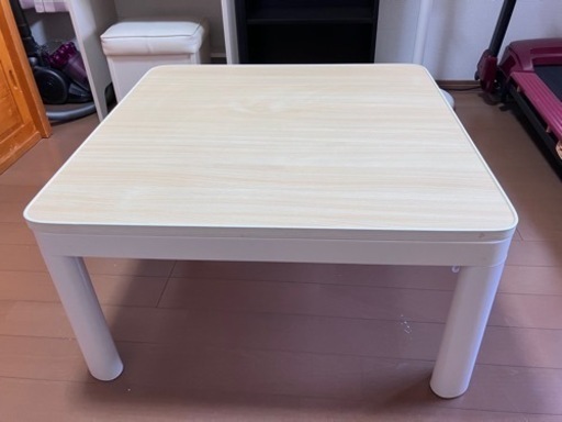 コタツ 75x75 美品 + こたつ布団　ちょと子供のペン色が付いている