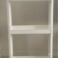 調整中　隙間用収納棚　プラスチック製　幅10.5センチ