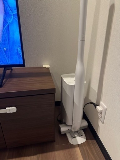 Panasonic セパレート型コードレススティック掃除機 MC-NS10K