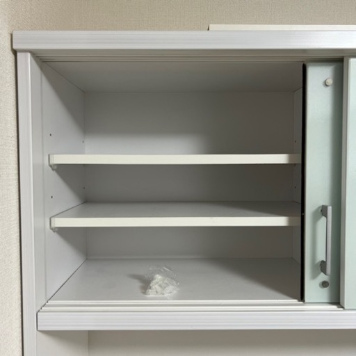 【受け渡し完了しました】食器棚、キッチン収納