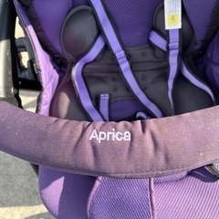 Aprica ベビーカーの画像
