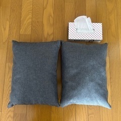 クッション　２個セットの画像