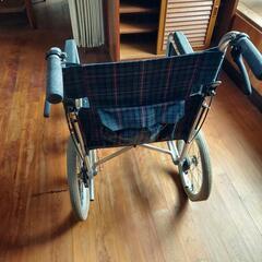 車椅子…あげますの画像