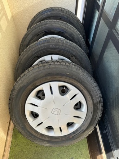 スタッドレスタイヤ、ホイール