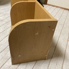 棚と杖と布団挟みの画像