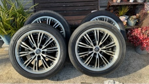 【完売御礼申し上げます】17インチ！プリウスαにて使用しておりました。ホイール　ロクサーニ　マトリックス