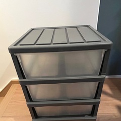 ３段衣装ケースの画像