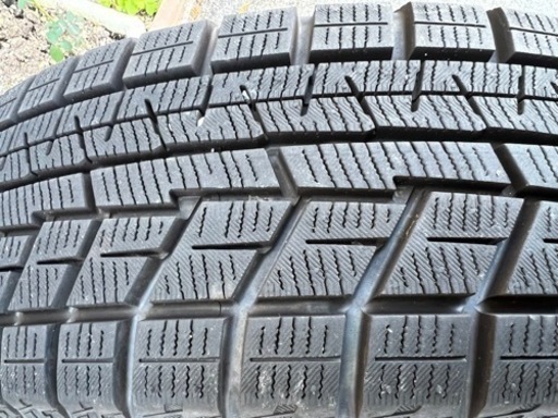 【取引者決定】175/65R15 スタットレスタイヤ4本セット。