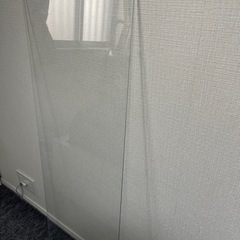 IKEA 卓上ガラスの画像