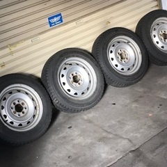 【商談中】ヨコハマスタッドレスタイヤ 165/70R14アイスガ...