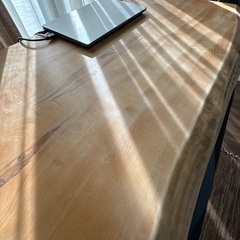 【値下げしました】桜の一枚板で作ったテーブル（引取りのみ）の画像