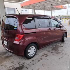 フリード　Gジャストセレクション　左パワースライドドア　7人乗りの画像