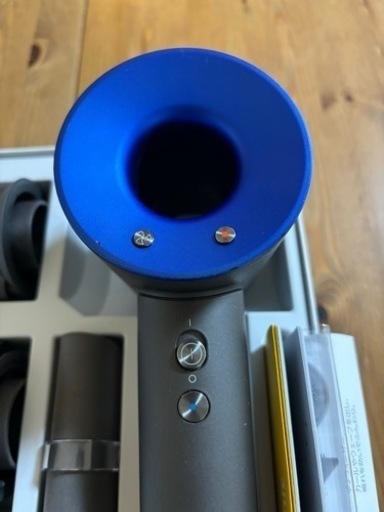 dyson HD01 ダイソン ヘアドライヤー
