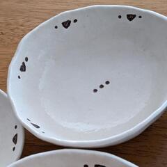 【美品】小鉢４＋豆皿４ 脚付きの画像